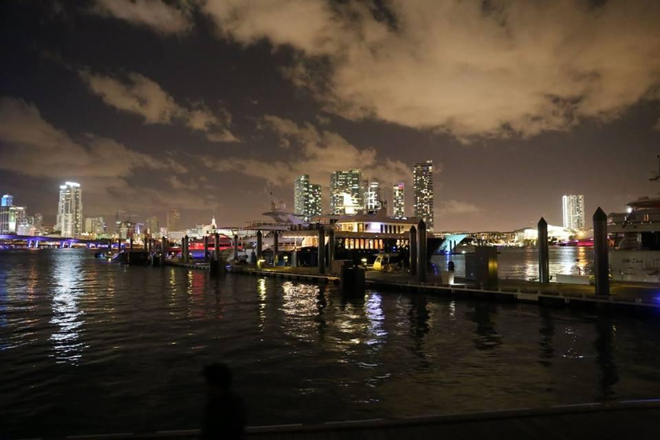 Deck At Island Gardens Best Waterfront Restaurant Miami